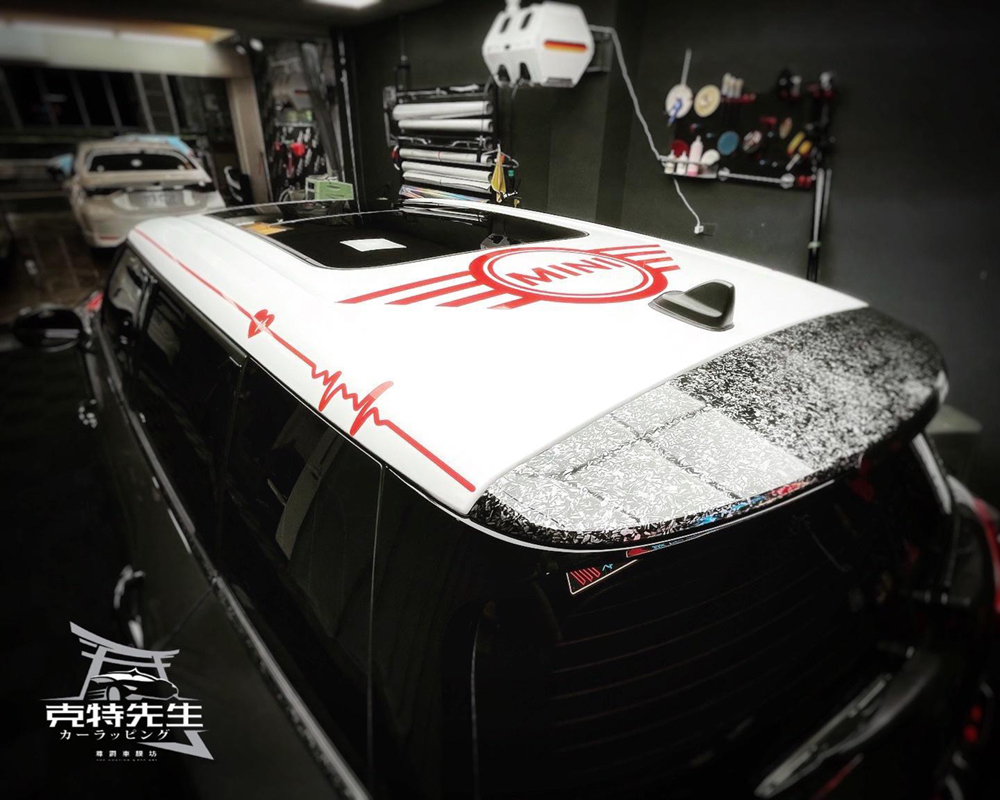 Mini Cooper 客製化彩貼車頂圖案